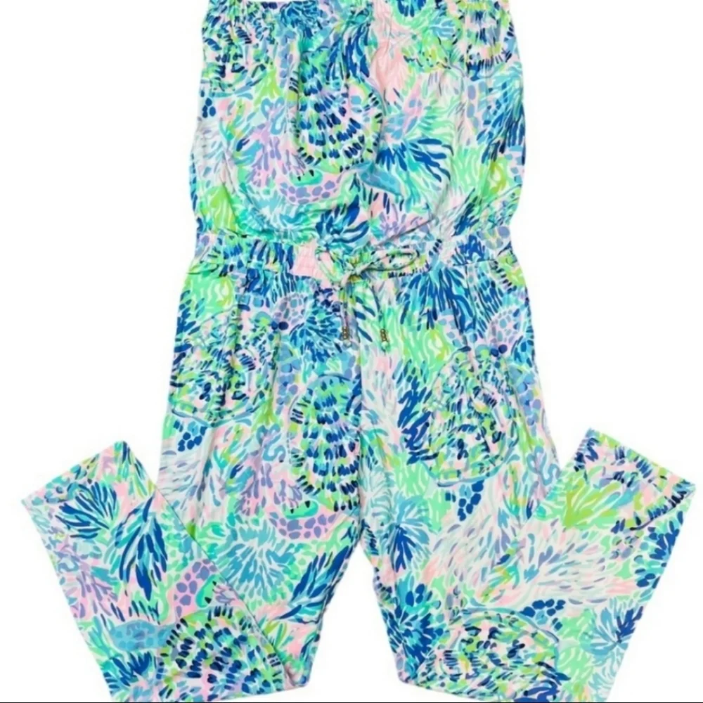 New Lilly Pulitzer Keely jumpsuit   multi shell of a party size medium - Picture 2 of 6